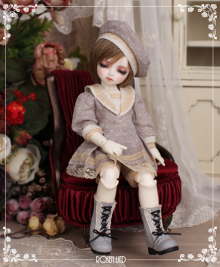 doll photo