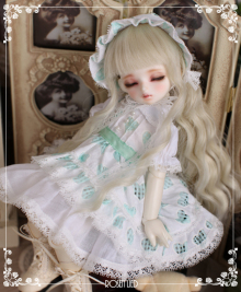 doll photo