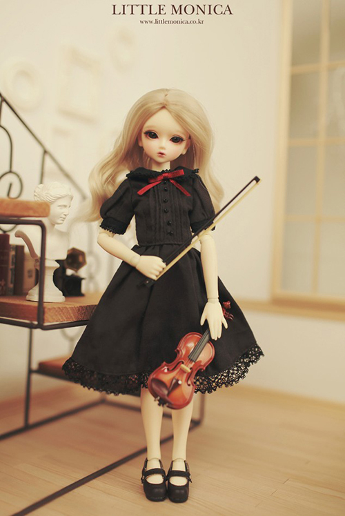 doll photo