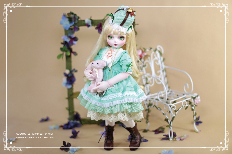 doll photo