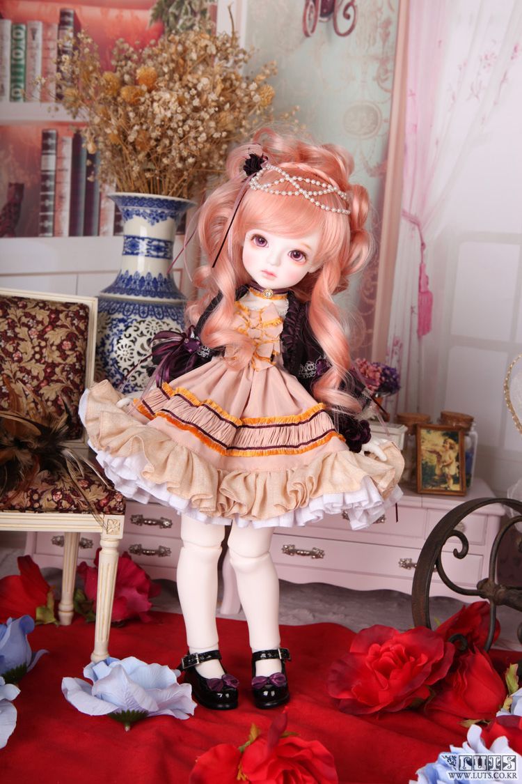 doll photo