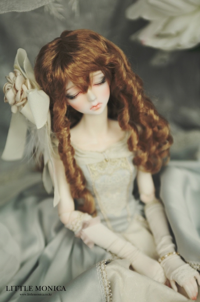 doll photo