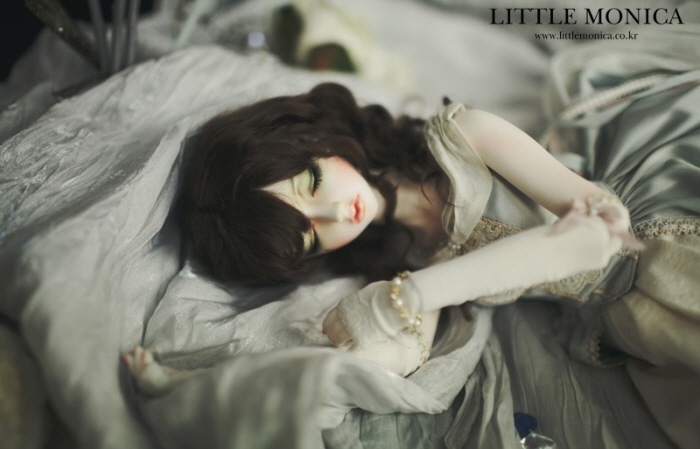 doll photo