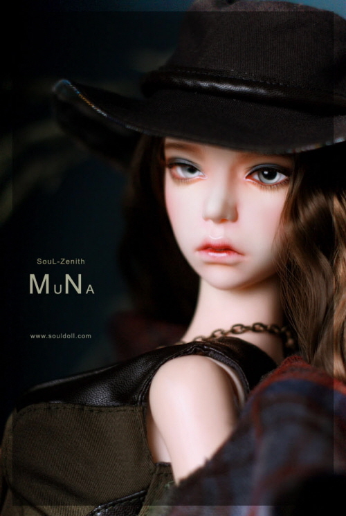 doll photo