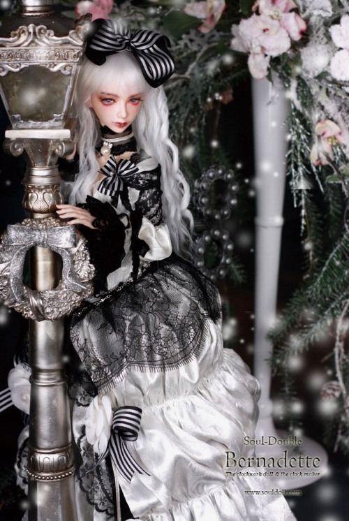 doll photo