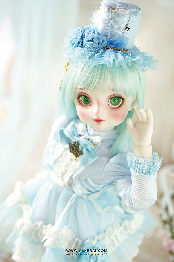 doll photo