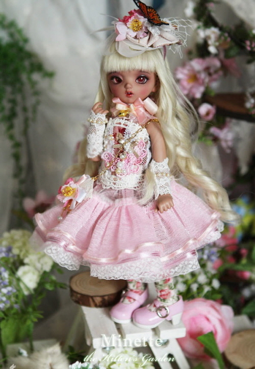 doll photo