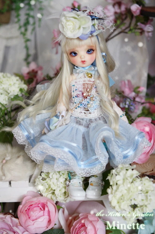 doll photo