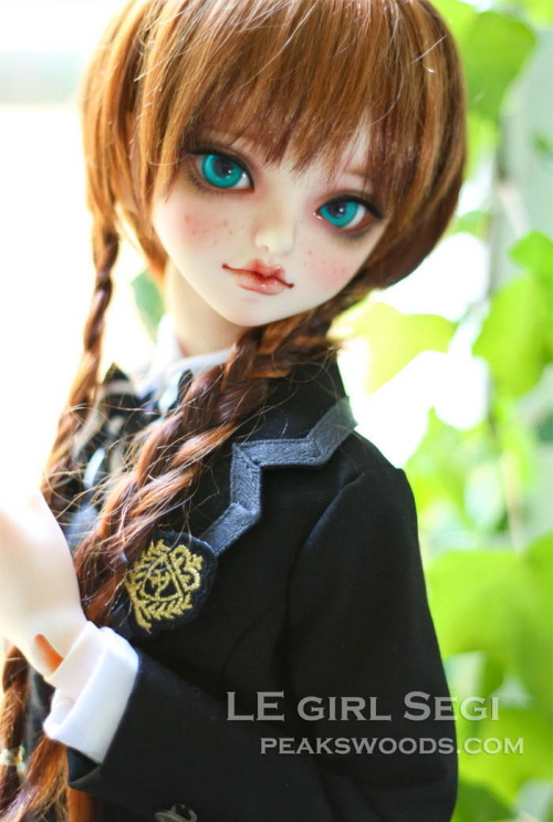 doll photo