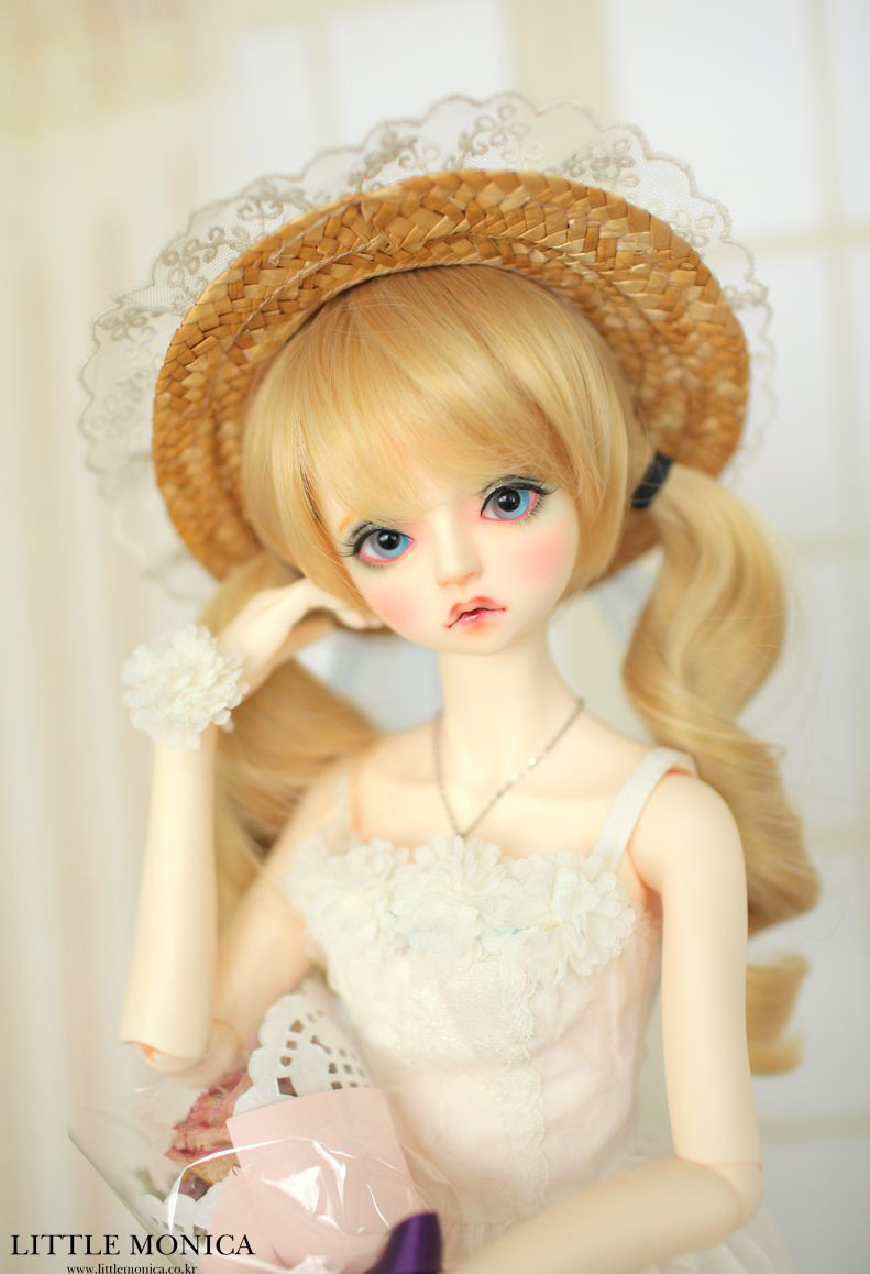 doll photo