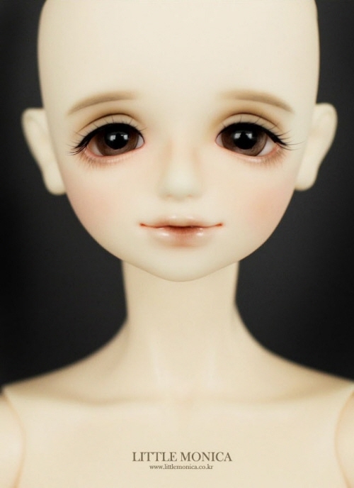 doll photo