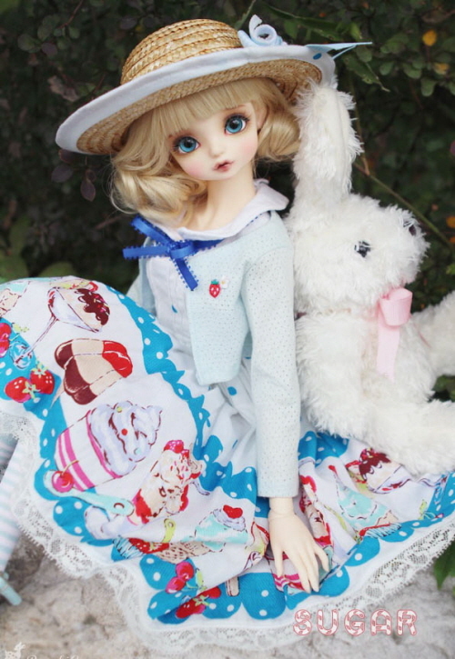 doll photo