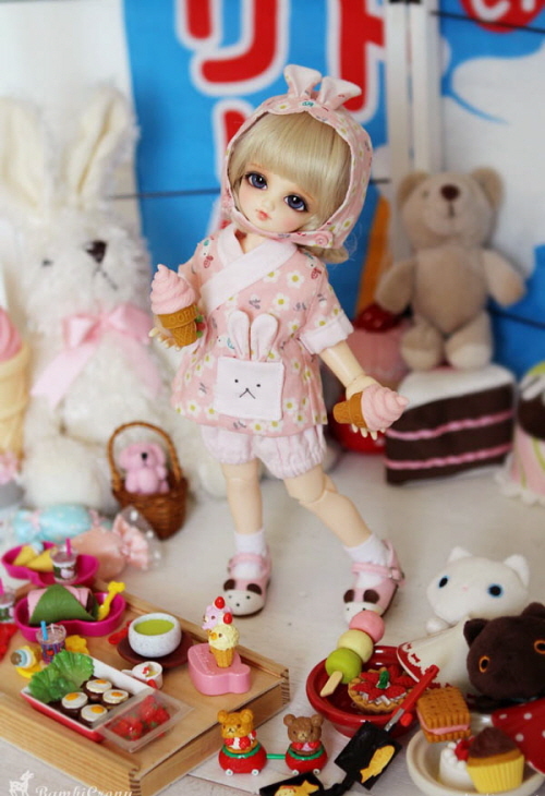 doll photo