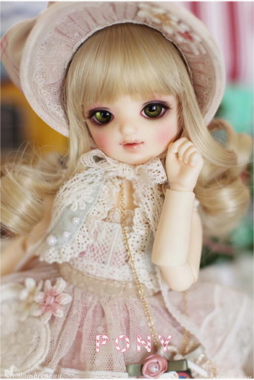doll photo