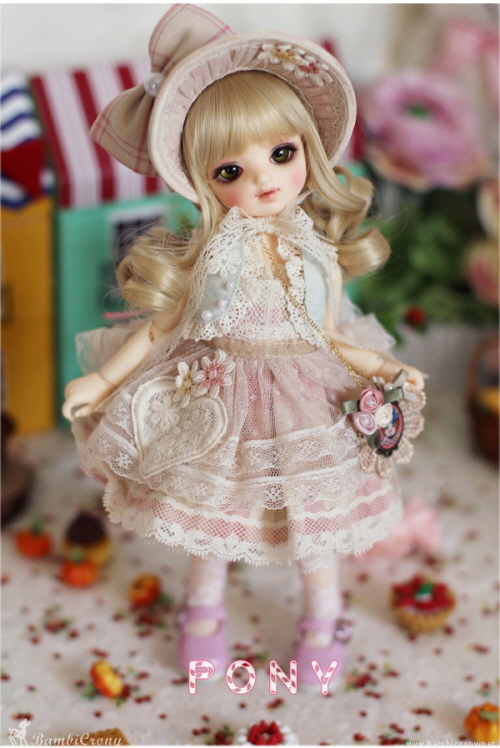 doll photo