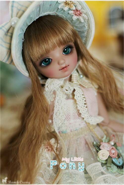 doll photo