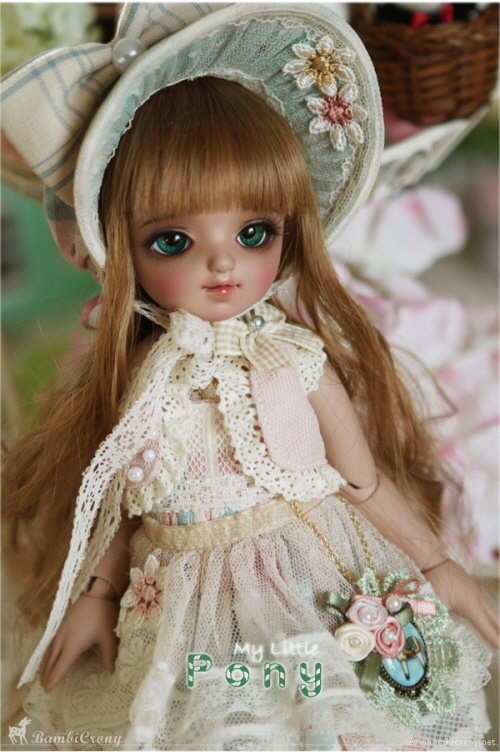 doll photo