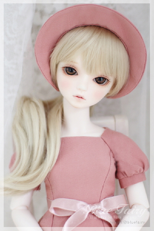 doll photo