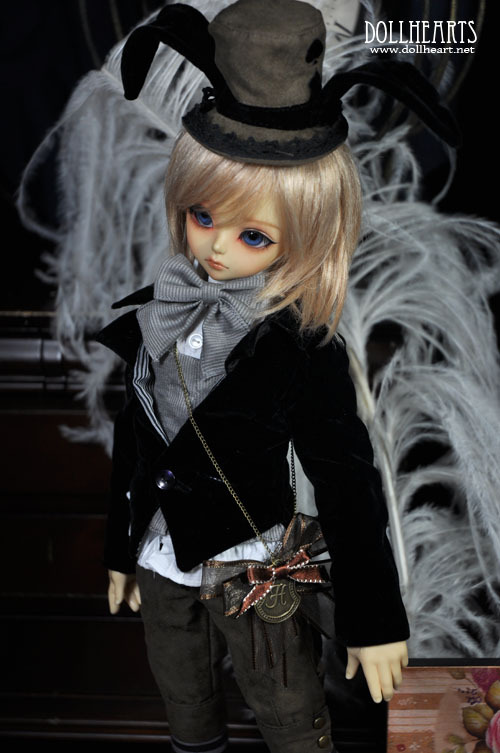 doll photo