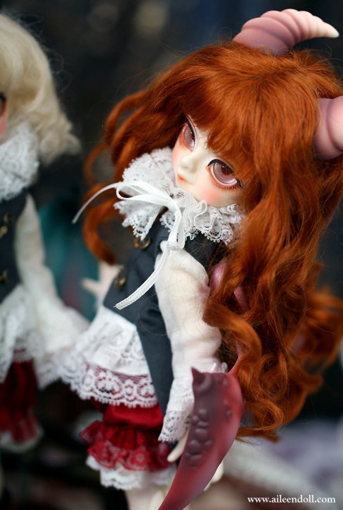 doll photo
